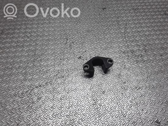 BMW 3 E46 Fuel Injector clamp holder