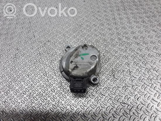 Audi A4 S4 B5 8D Camshaft position sensor 058905161B