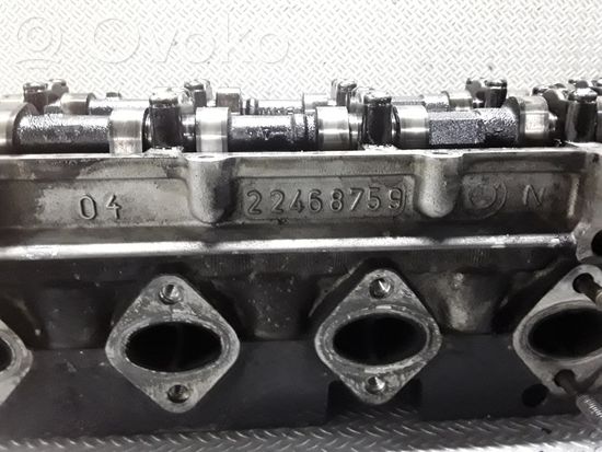 BMW 5 E39 Engine head 22468759