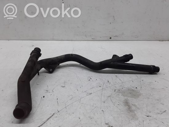 BMW 5 E39 Engine coolant pipe/hose 22476819