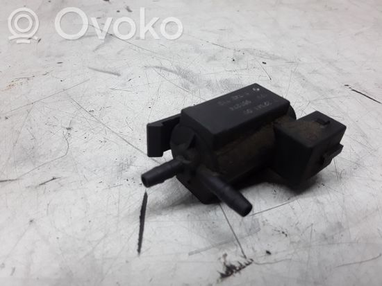 BMW 5 E39 Turbo solenoid valve 1742712