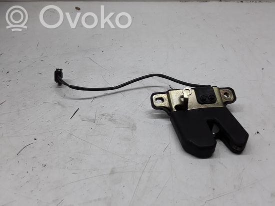 Audi A8 S8 D2 4D Tailgate/trunk/boot lock/catch/latch 4A5827505B