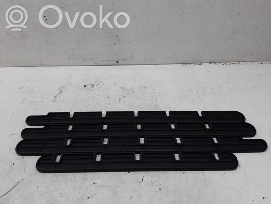 BMW 5 E60 E61 Trunk separation
