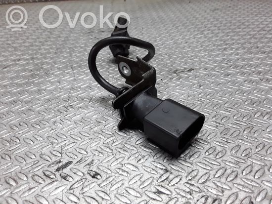 BMW 5 E60 E61 Crankshaft position sensor 0281002477