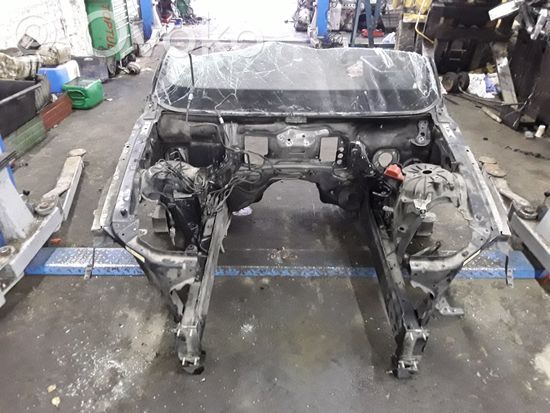 BMW 5 E60 E61 Front side member