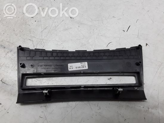 BMW 5 E60 E61 Dashboard center trim panel 51457063151