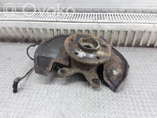 Mercedes-Benz C W203 Front wheel hub spindle knuckle