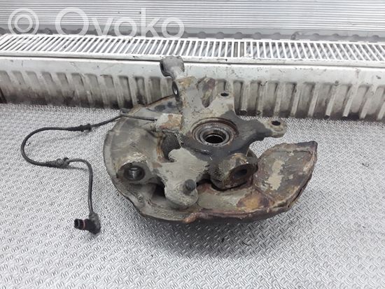 Mercedes-Benz C W203 Front wheel hub spindle knuckle