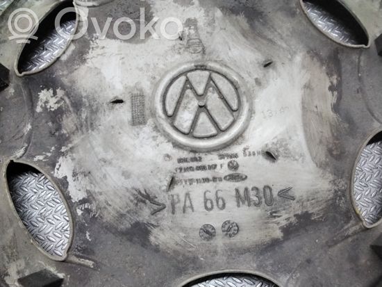 Volkswagen Sharan R15 wheel hub/cap/trim 7MO601147