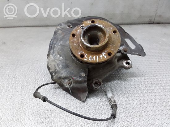 BMW 5 E39 Front wheel hub spindle knuckle