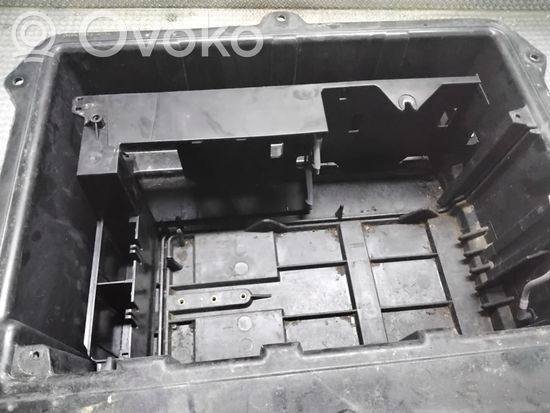 BMW X5 E53 Battery box tray