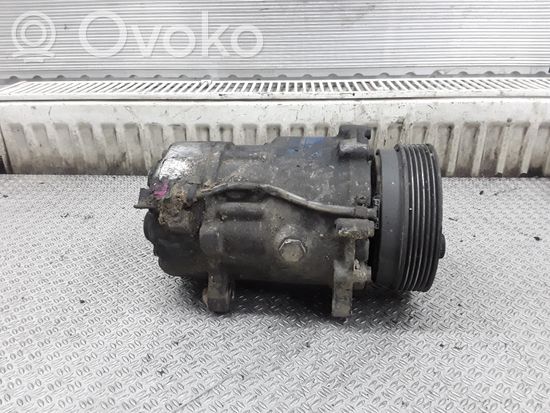 Volkswagen Golf IV Air conditioning (A/C) compressor (pump) 1J0820803K