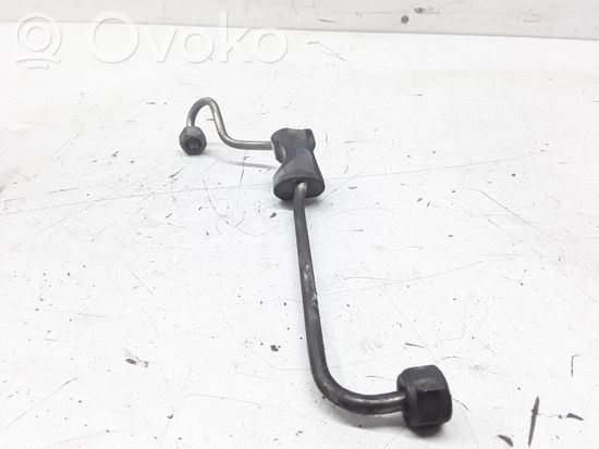 BMW X5 E53 Fuel injector supply line/pipe