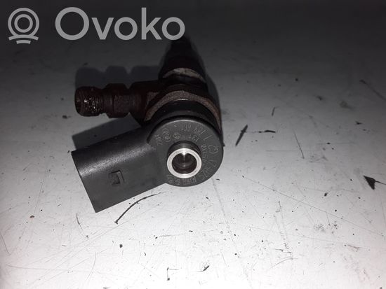 BMW X5 E53 Fuel injector 0445110131 7789661