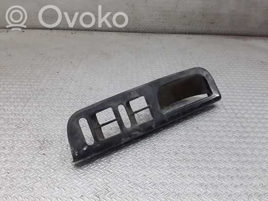 Volkswagen PASSAT B5.5 Front door interior handle trim 3B2867172