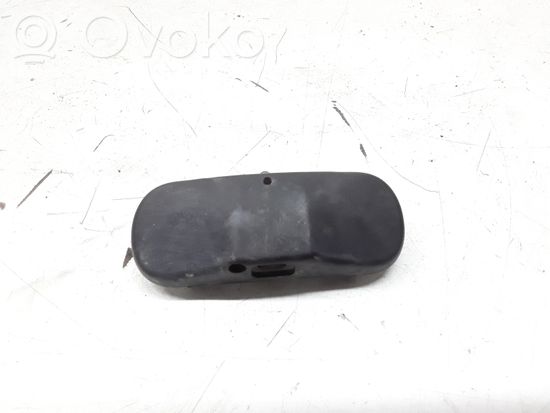 Volkswagen Golf V Windshield washer spray nozzle 1T0955985