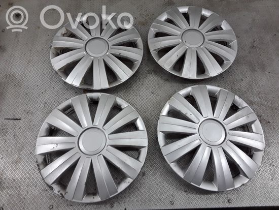 Volkswagen Golf III R14 wheel hub/cap/trim