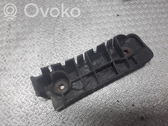 Audi A4 S4 B6 8E 8H Fender mounting bracket 8E0807284