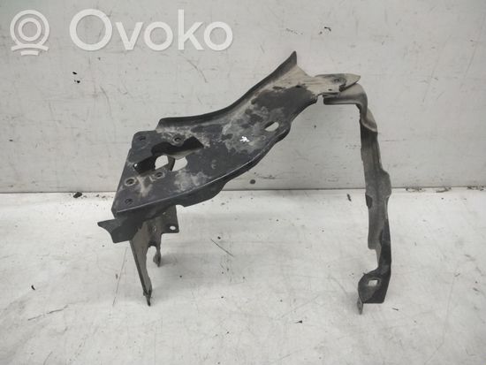 Mercedes-Benz E W211 Top upper radiator support slam panel