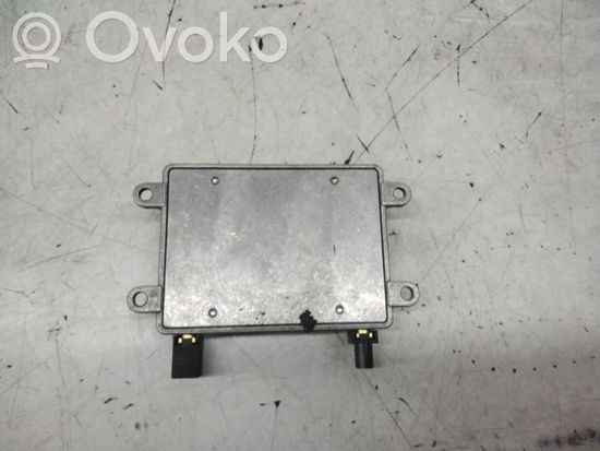 Mercedes-Benz E W211 Aerial antenna amplifier 2118200885