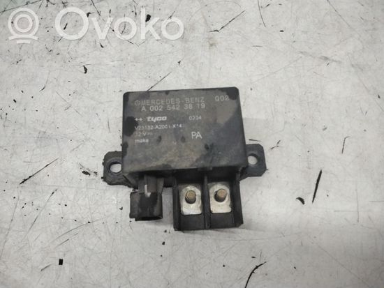 Mercedes-Benz E W211 Charging relay A0025423819