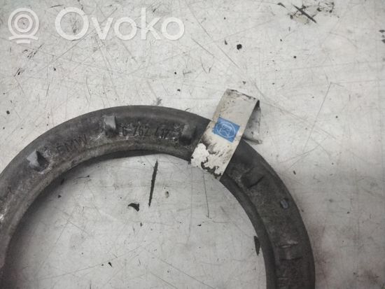 BMW 5 E60 E61 In tank fuel pump screw locking ring/nut 6762417