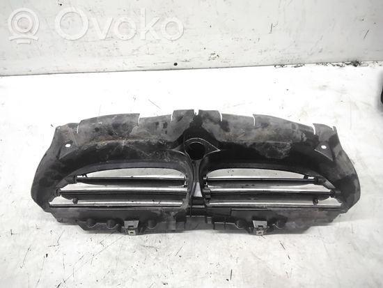 BMW 5 E60 E61 Radiator cooling fan shroud 51717050537