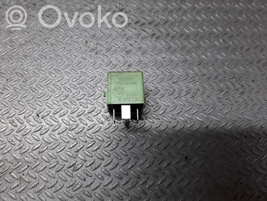 BMW 5 E60 E61 Other relay 61368373700