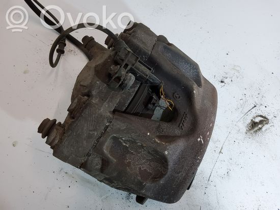 Mercedes-Benz E W212 Front brake caliper