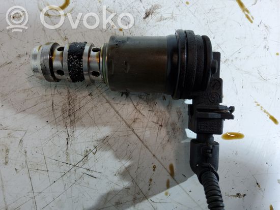 BMW 1 E81 E87 Camshaft vanos timing valve 13150137