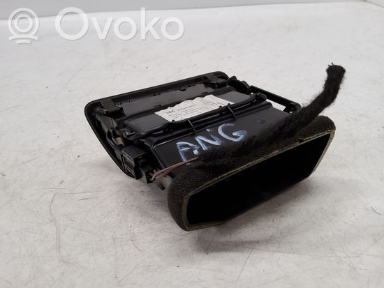 Volkswagen PASSAT B7 Dash center air vent grill