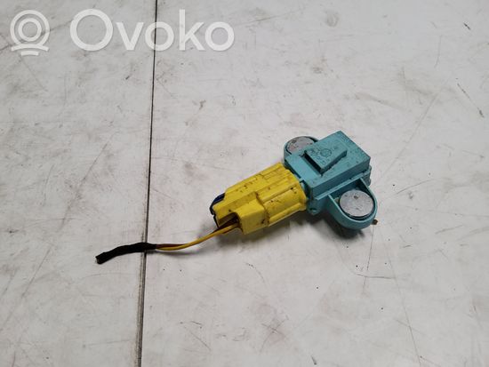 Audi A6 S6 C6 4F Airbag deployment crash/impact sensor