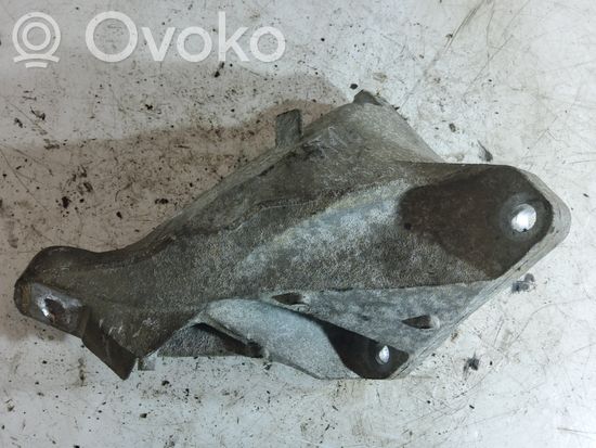 BMW 1 E81 E87 Engine mounting bracket