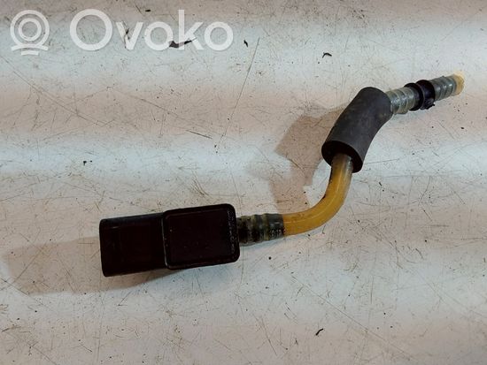 BMW 3 E90 E91 Fuel temperature sensor 7799965