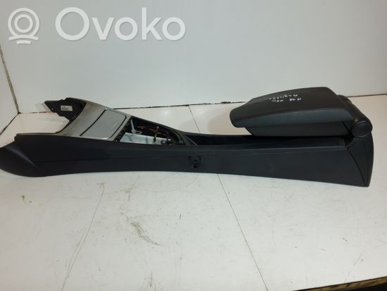 BMW 1 E81 E87 Armrest 712462604