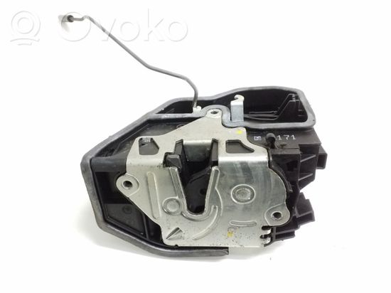 BMW 5 E60 E61 Rear door lock 7036171