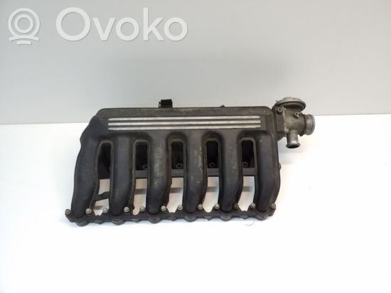 BMW 5 E39 Intake manifold 7785554