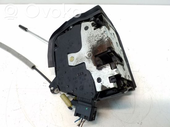 BMW X5 E53 Rear door lock 8402602