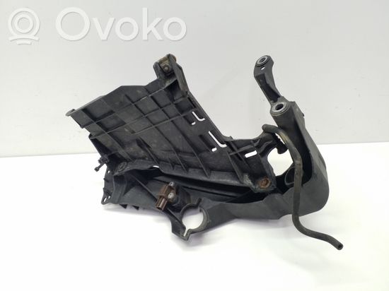 Audi A5 8T 8F Headlight/headlamp mounting bracket 8T0805607L