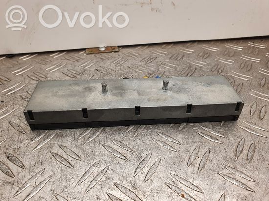 BMW 3 E46 Aerial antenna amplifier 6912817 65206912817 823745003
