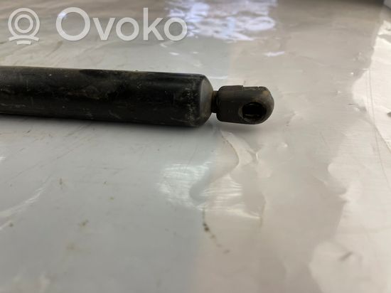 BMW 7 E38 Front bonnet/hood damper/strut