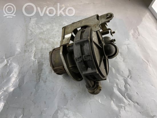BMW 7 E38 Secondary air pump 11721704559 72216609
