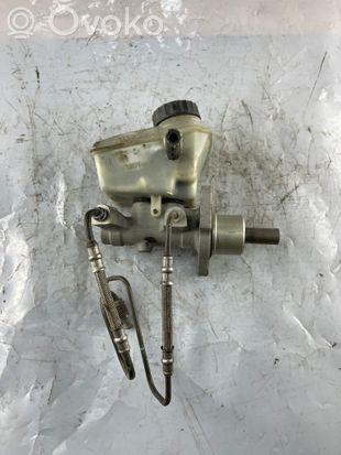 BMW 3 E46 Master brake cylinder
