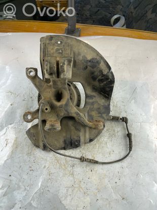 BMW 3 E46 Front wheel hub spindle knuckle