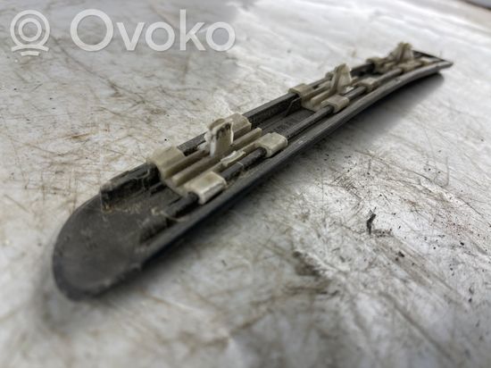 BMW 3 E46 Fender trim (molding) 8208447
