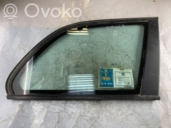 BMW 3 E46 Rear side window/glass