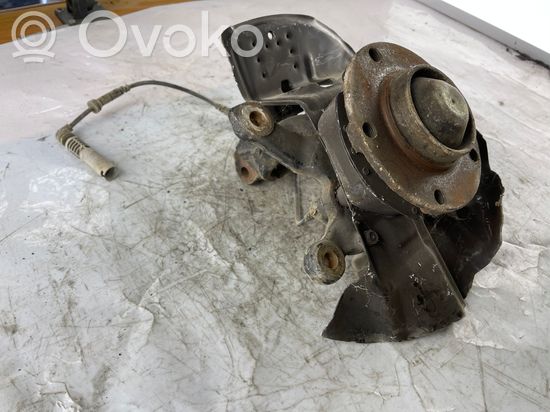 BMW 3 E46 Front wheel hub spindle knuckle