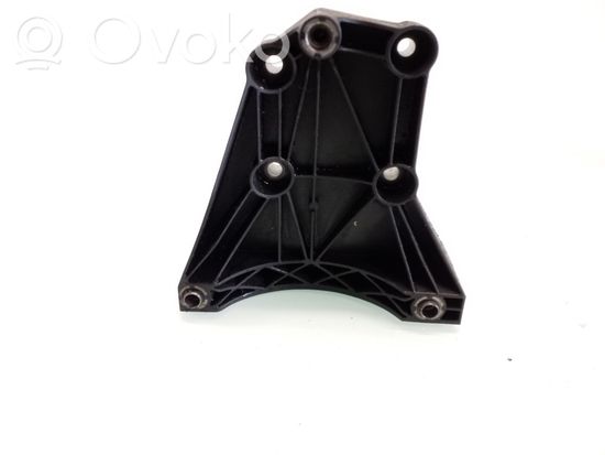 BMW 5 E60 E61 A/C compressor mount bracket 7792202