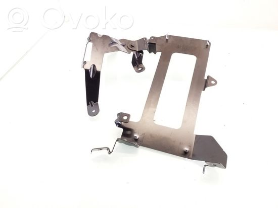 BMW 5 E60 E61 Tie down hook / loop 507628
