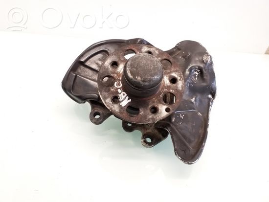 Mercedes-Benz C W203 Front wheel hub 20901